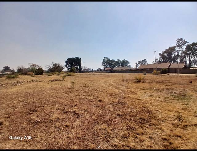 19,757M² VACANT LAND FOR SALE IN RIVERSDALE